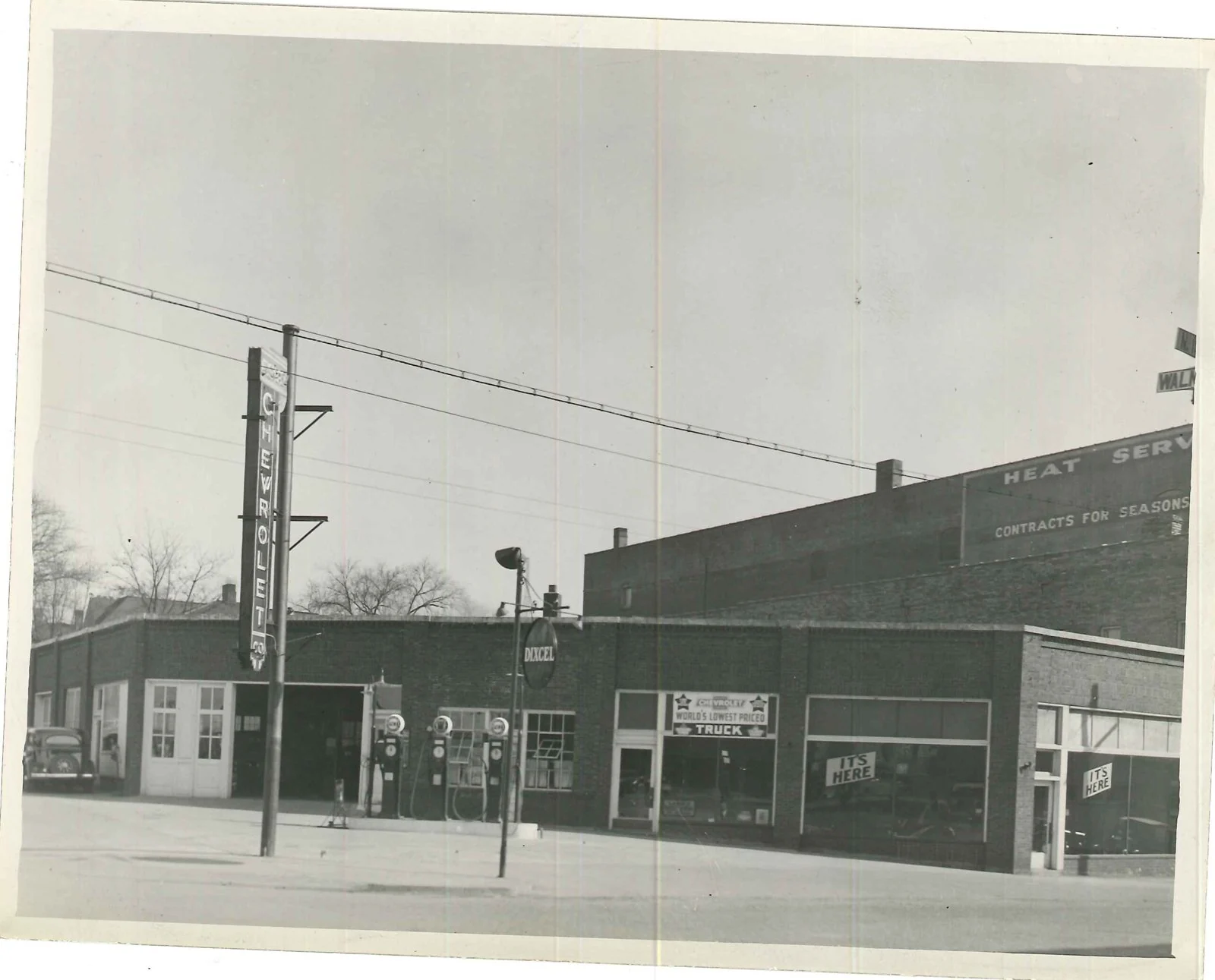 A second 1935 view of the Chevrolet garage
